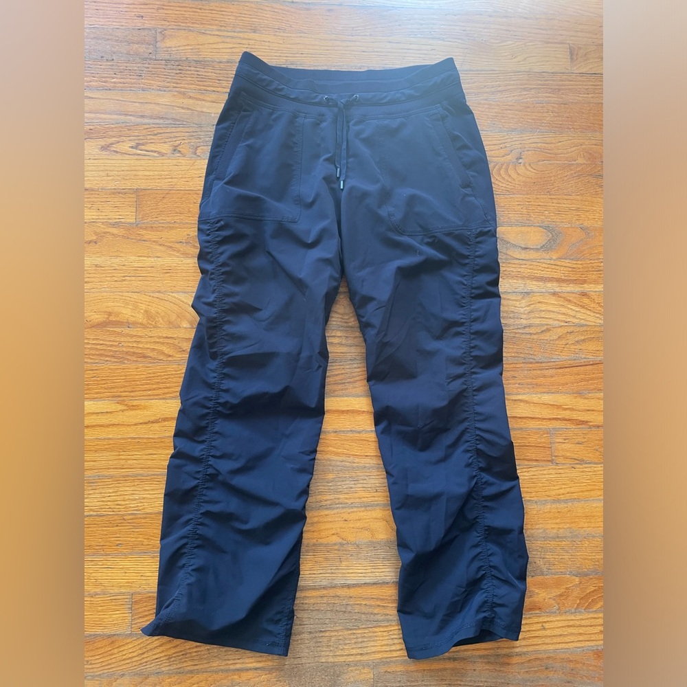 Women’s woven pants